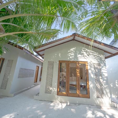Brickwood Rasdhoo- Beach Front Εξωτερικό φωτογραφία