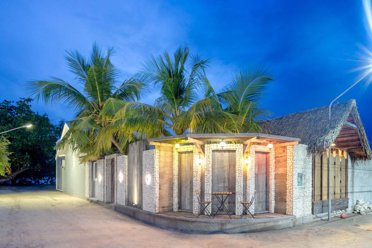 Brickwood Rasdhoo- Beach Front Εξωτερικό φωτογραφία