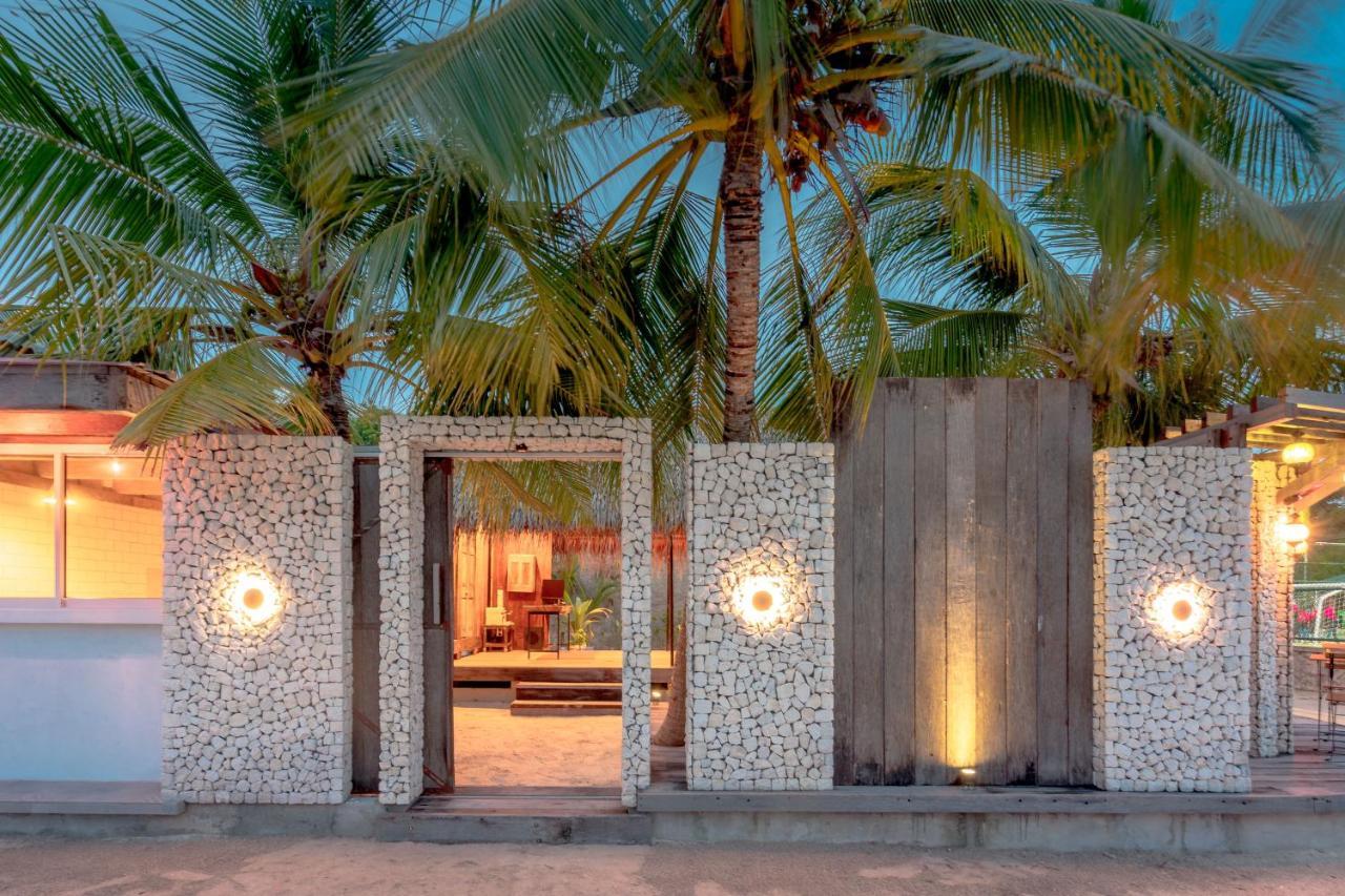Brickwood Rasdhoo- Beach Front Εξωτερικό φωτογραφία