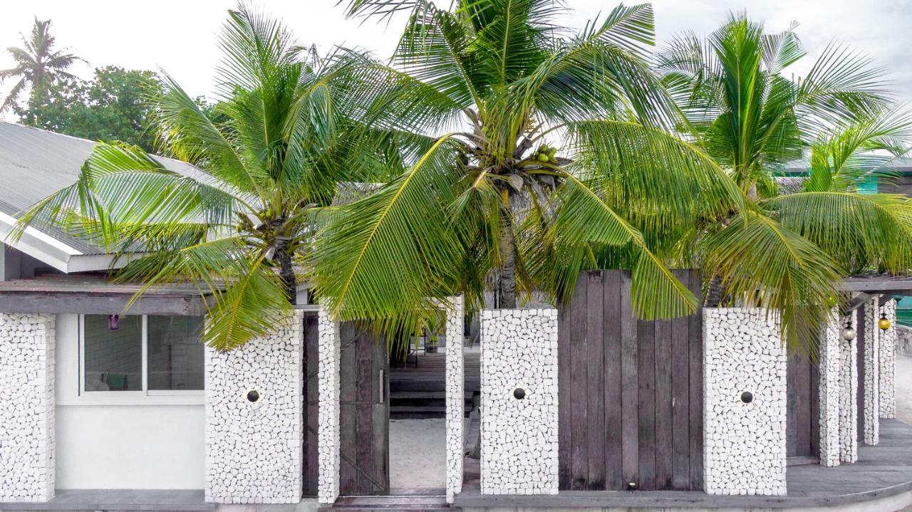 Brickwood Rasdhoo- Beach Front Εξωτερικό φωτογραφία