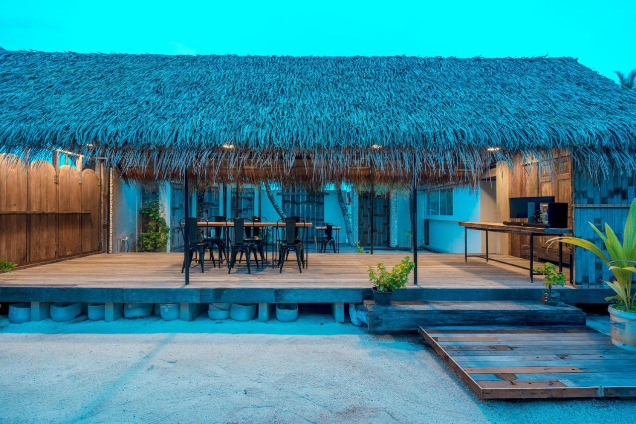 Brickwood Rasdhoo- Beach Front Εξωτερικό φωτογραφία
