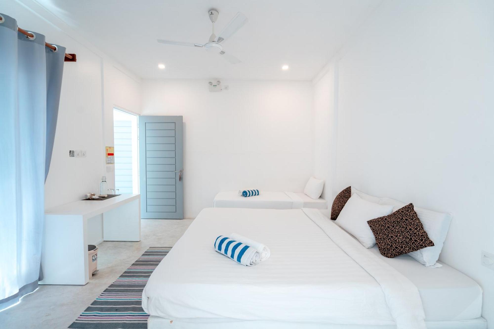 Brickwood Rasdhoo- Beach Front Εξωτερικό φωτογραφία